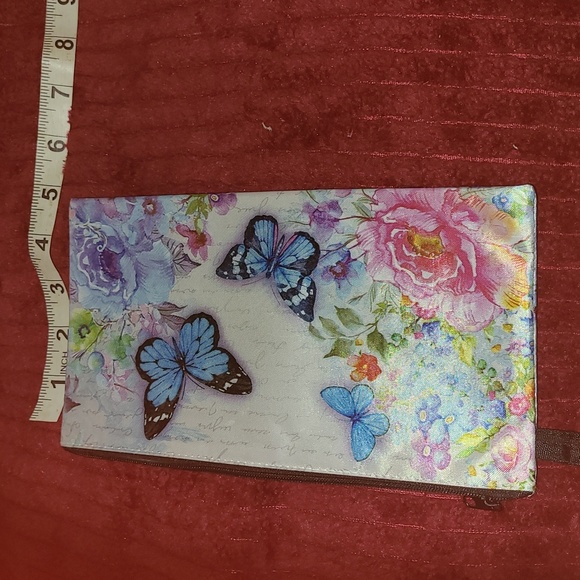 Gorgeous butterfly pouch wristlet bag - Picture 6 of 8